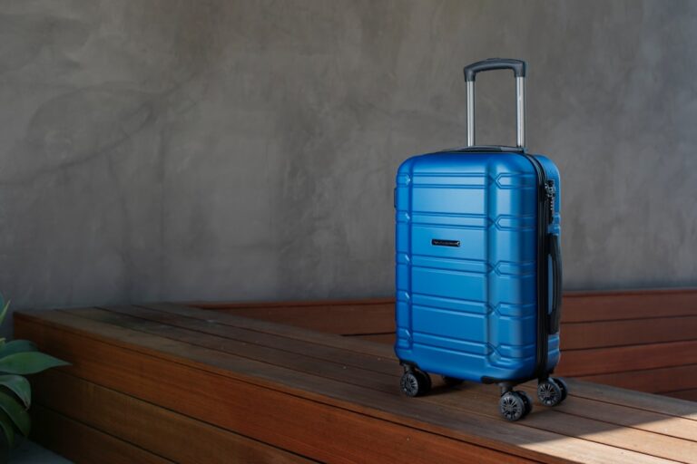 Photo Compact suitcase